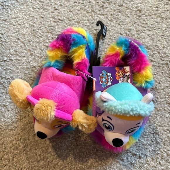 Paw Patrol Slippers NEW Sz 11/12 Pink Tie Dye Rainbow Skye Everest Dog - Picture 5 of 5